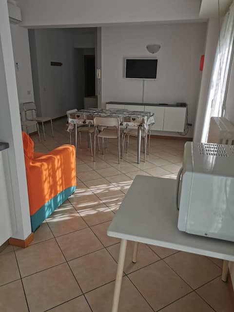 Top Airbnb: Apartment in the center, a few minutes from the sea a Misano Adriatico