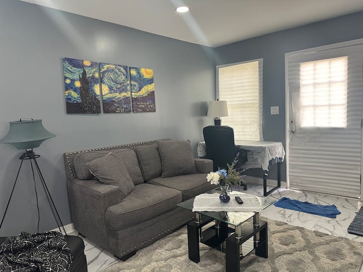 Stylish Private Room | Cozy, Clean & Modern 3 - Chesterfield, VA