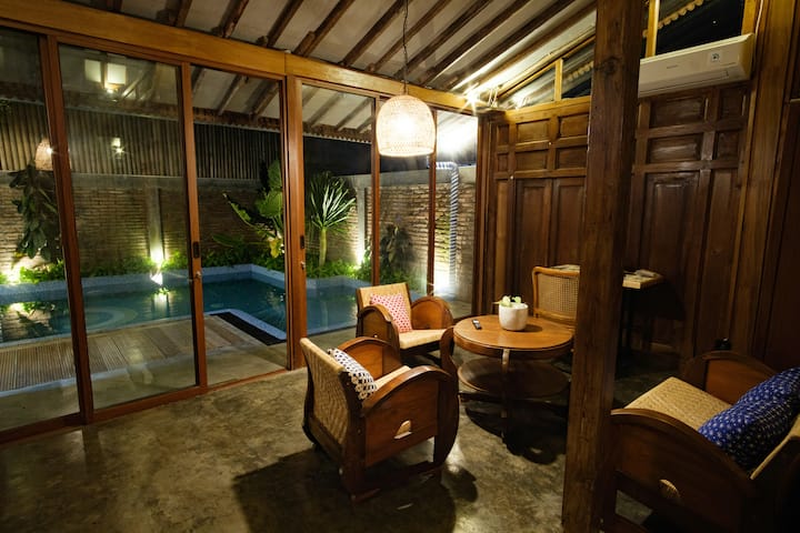 Javanese Villa Private Pool - Omah Selaras Rabbit - Yogyakarta City