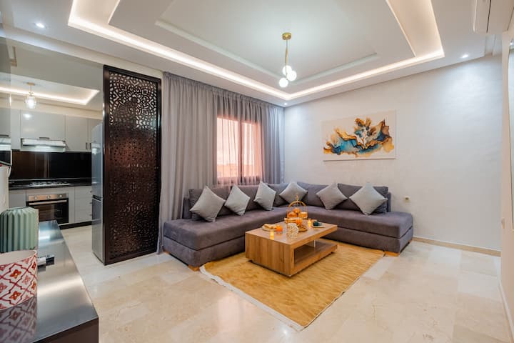 2bdr Apt – Steps From Carré Eden | Private Parking - Marrakesh