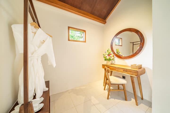Romantic Boho Hideaway In Ubud W Pool & Patio - 우부드