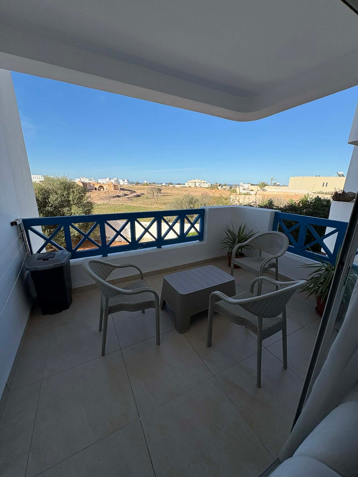 secure-family-apartment-with-pool-djerba-flats-for-rent-in-djerba