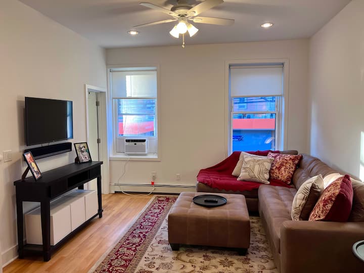Comfy Hoboken 2br • Minutes To Nyc • Full Kitchen - Manhattan, NY
