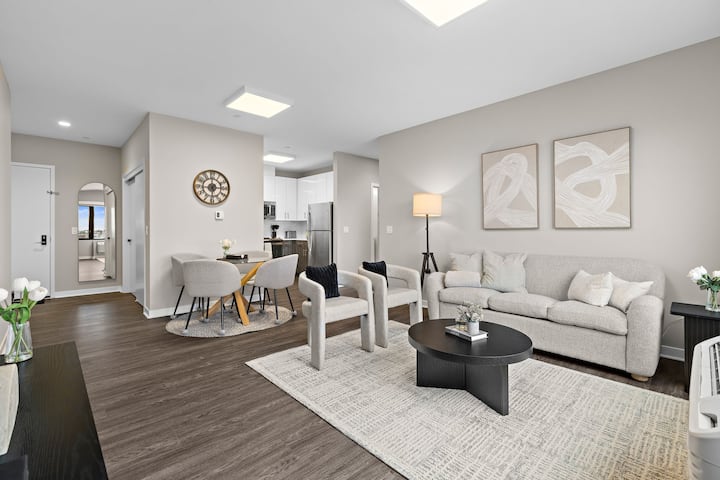 The Comfort | Nyc Access | Partial Skyline View - Manhattan, NY