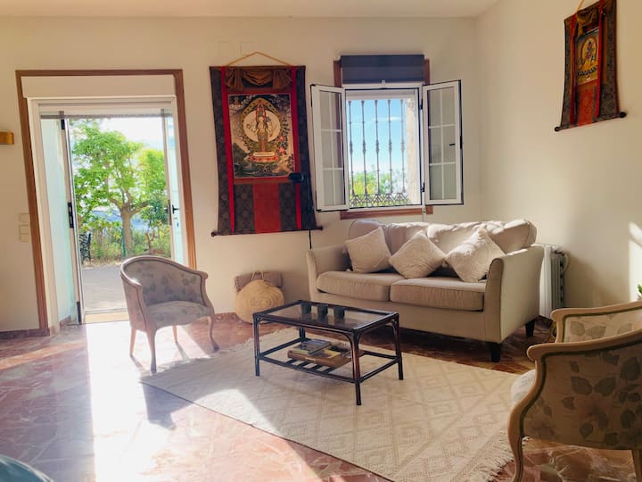 Wild Ivy House With Valley Views - Vélez-Rubio