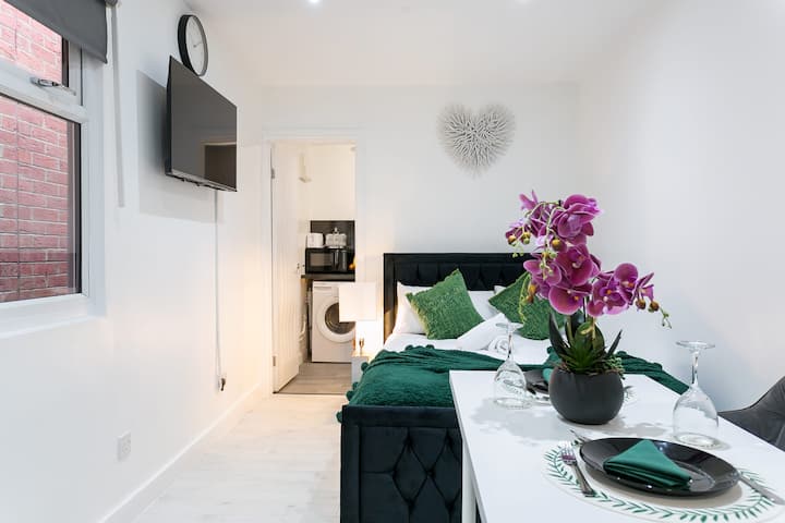 Tos Luxury Apartment Modern Private Studio - Croydon
