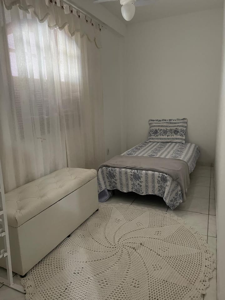 Dhomë gjumi 2