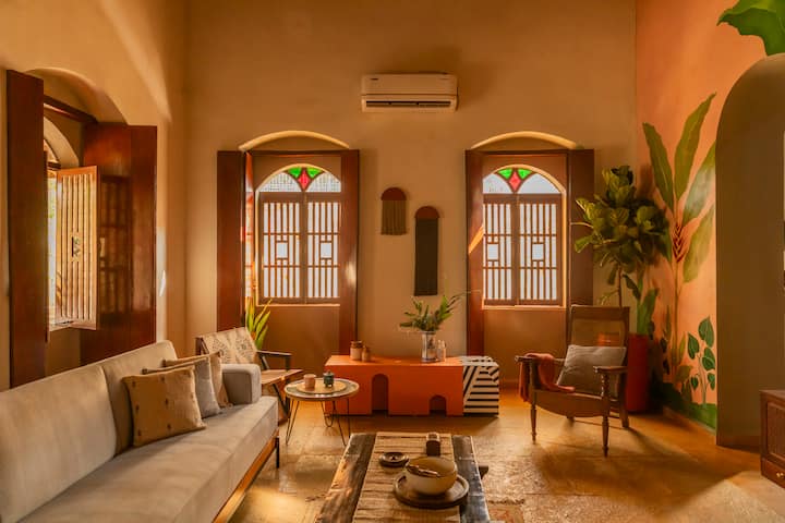 Living room image 4
