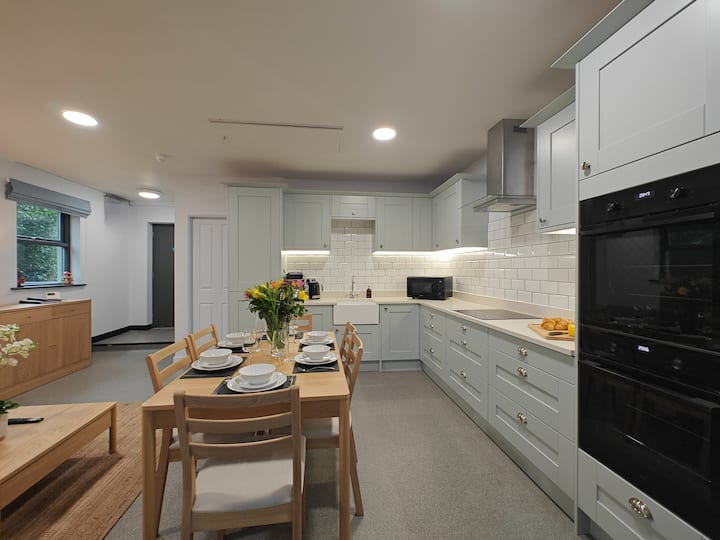 The Mews (With Gym & Sauna Nr Betws Y Coed) - Penrhyndeudraeth