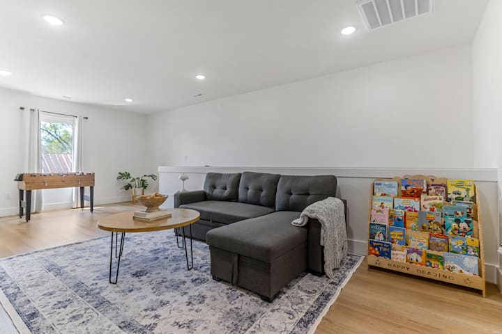 Modern And Cozy 3 Bedroom House! - Spartanburg, SC