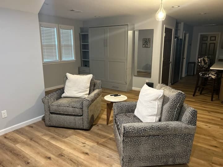 Stylish And Serene Stay In Evergreen - エバーグリーン, AL