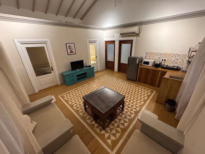Living room image 3