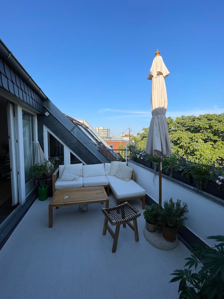 155m2 In City Center With Terrace & Up To 6 Ppl - Berlin