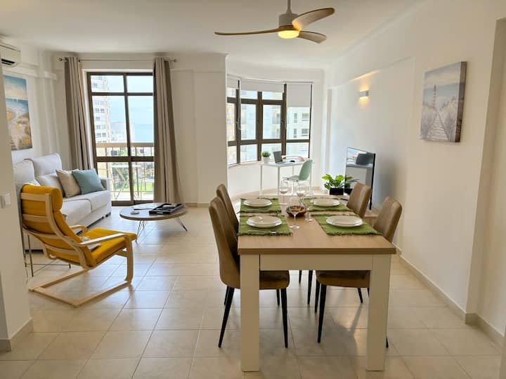 Bnb Homes Vibrant Ocean View Terraced Apartment - Armação de Pêra