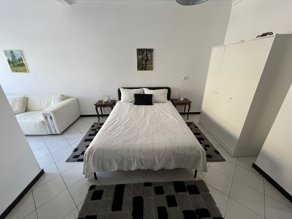 Bed and breakfast in Casablanca  2 bedrooms  2 beds  15 shared baths - image 3