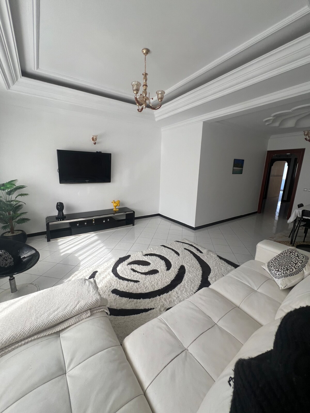 Bed and breakfast in Casablanca  50  1 bedroom  2 beds  15 shared bathrooms - image 4