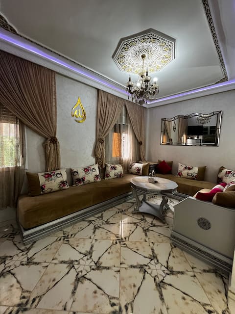 Popular Airbnb listing: Central Comfort Studio in Tanger Tétouan Al Hoceïma / طنجة تطوان الحسيمة