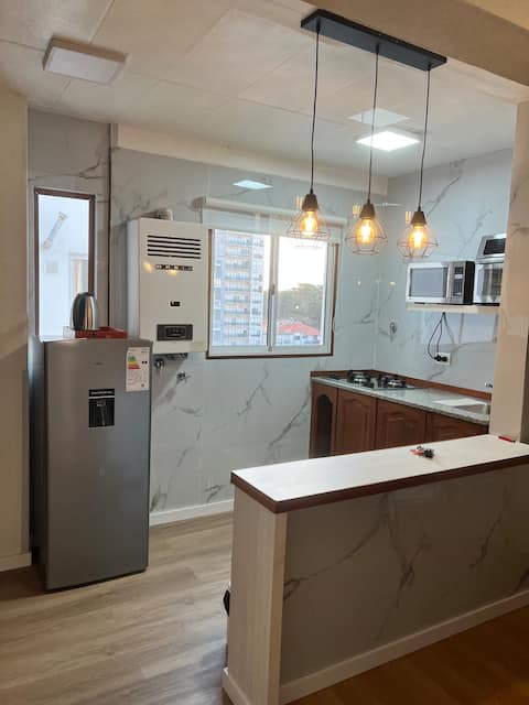 Top Airbnb: Ocean view apartment. High speed wifi in Partido De Necochea
