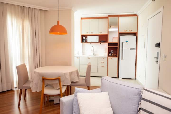 Apt 20 Andar Bela Cintra. - Moema