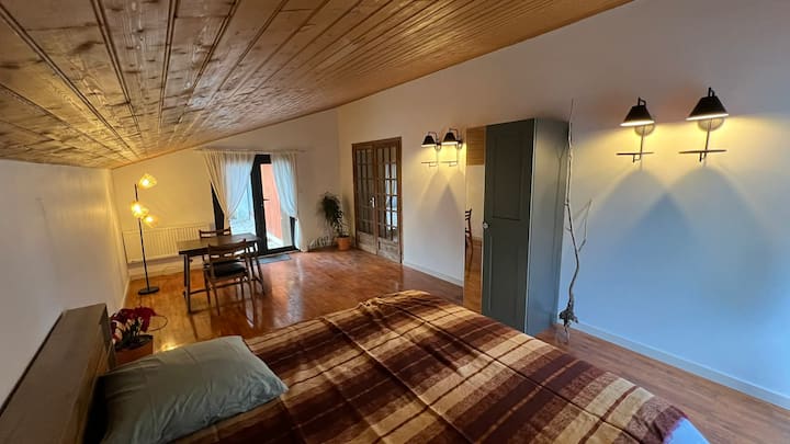 Room 2 - Vendays-Montalivet