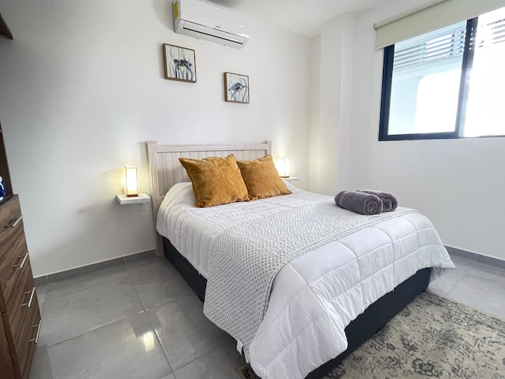 დატკბით დასვენებით ამ კომფორტულ ოთახში.