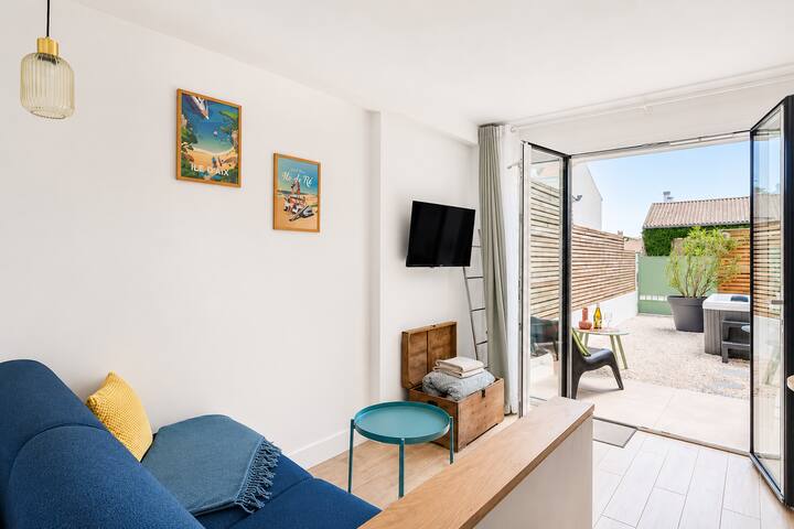 Studio 1950 - Expérience Jacuzzi - Jardin Privé - La Rochelle