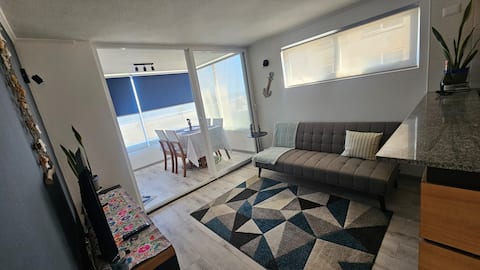 Top performing Airbnb: Remodeled apartment with ocean views. in Coquimbo Region