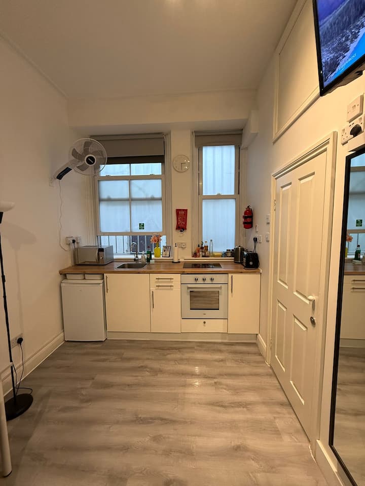Bright Studio, Lgf, Near South Kensington Station - 런던