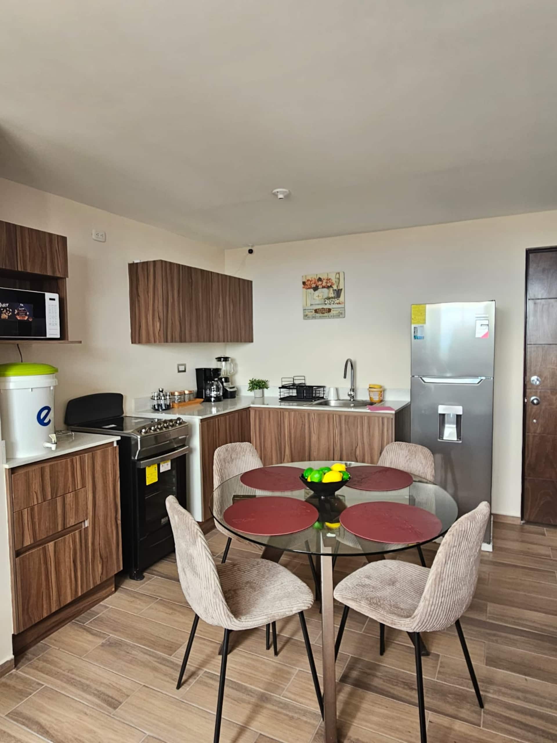 A complete, cozy apartment on Roosevelt