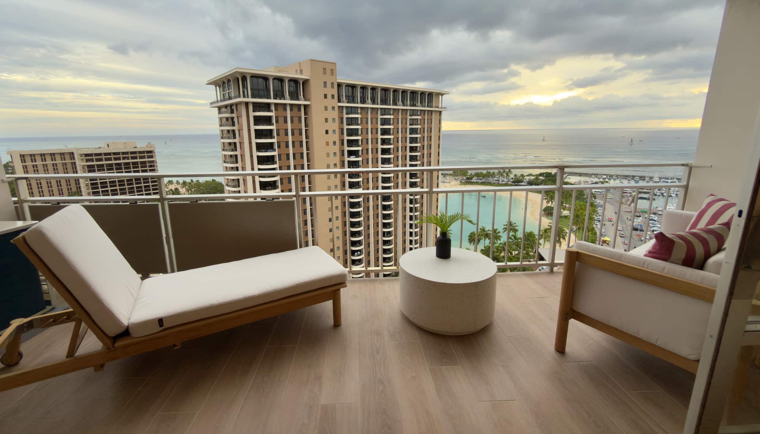 Resort in Honolulu · ★5.0 · 1 bedroom · 2 beds · 1 private bath - Image 36