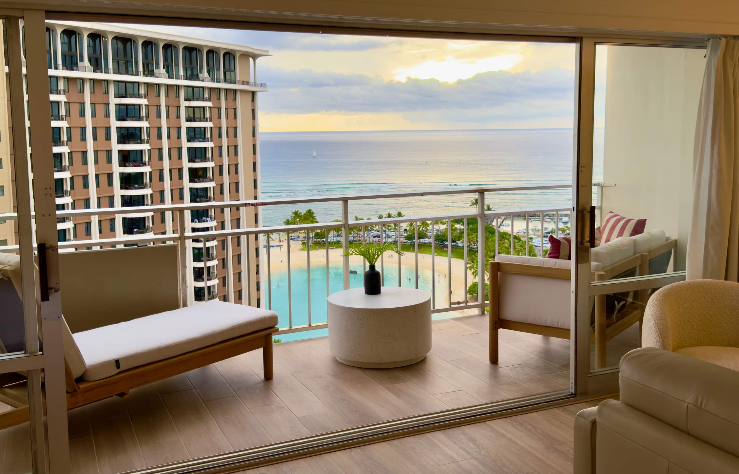 Resort in Honolulu · ★5.0 · 1 bedroom · 2 beds · 1 private bath - Image 27