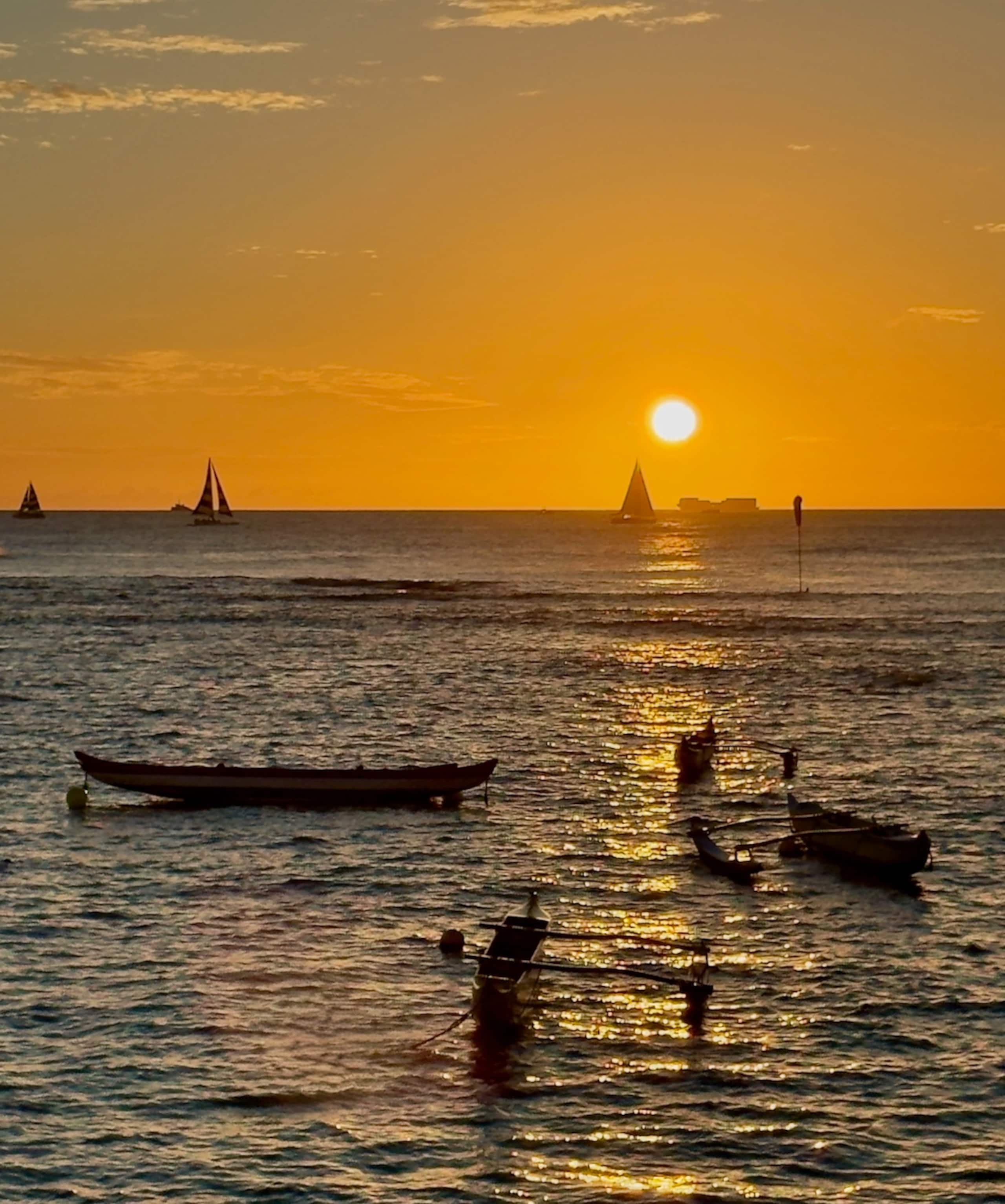 Resort in Honolulu · ★5.0 · 1 bedroom · 2 beds · 1 private bath - Image 45