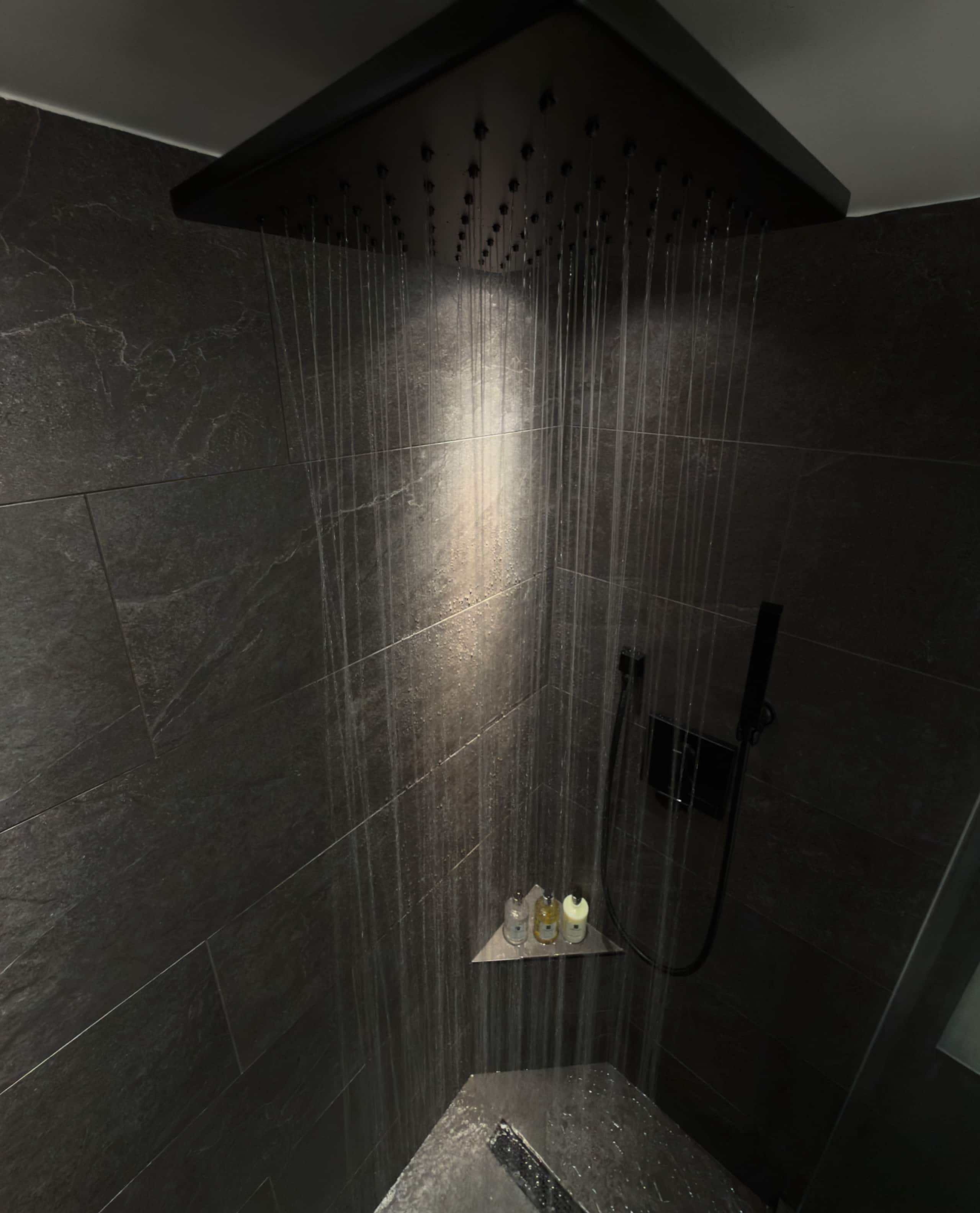 Resort in Honolulu · ★5.0 · 1 bedroom · 2 beds · 1 private bath - Image 21