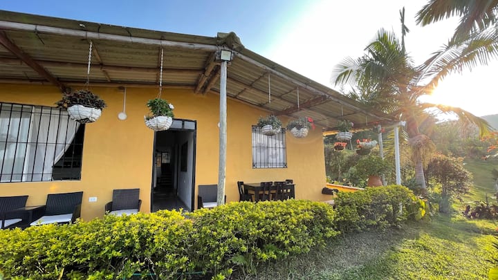 Casa Palma-tranquilidad Y Descanso En El Peñol. - Peñol