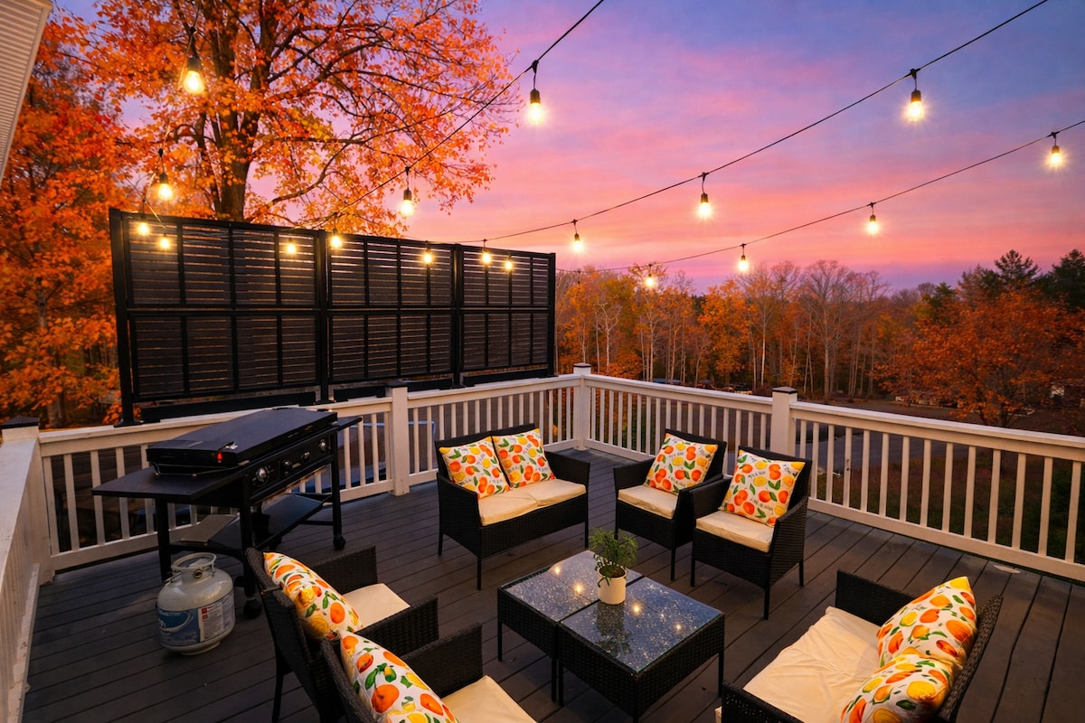 Modern Black Bear Cabin | Pool Table • Near Helen - Cabins for