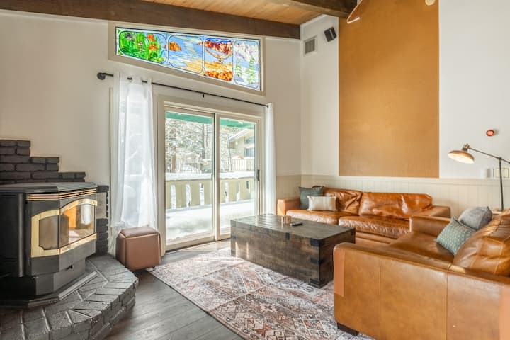 Refined Mountain Retreat - Mammoth Lakes, CA