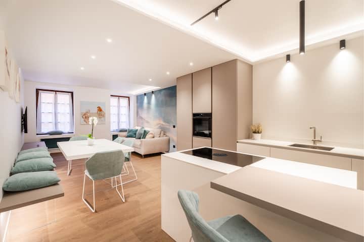 Casa Smeraldo – Elegant Living In Riva Old Town - Riva del Garda