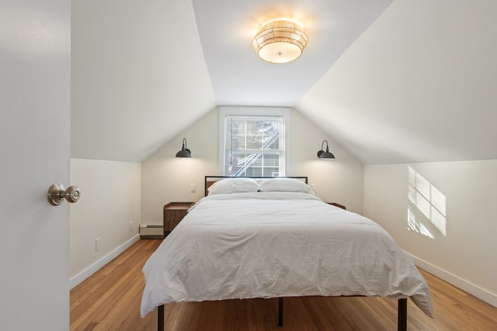 საძინებელი 3