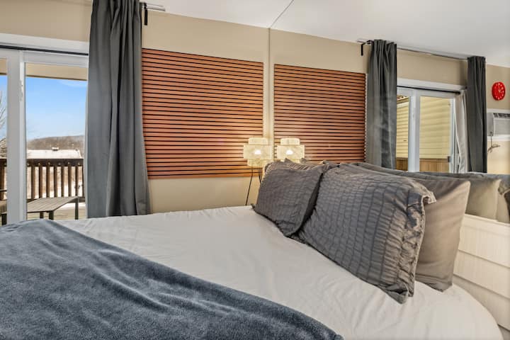 Bedroom area