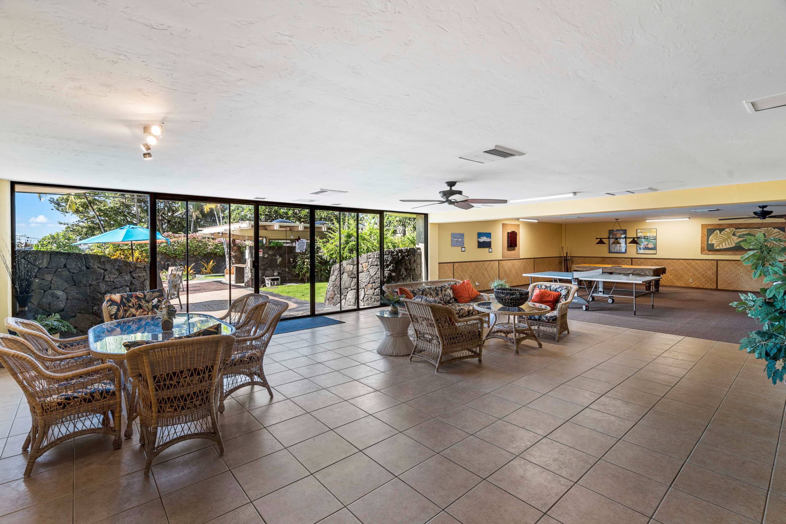 Fabulous Oceanview 2/2 Condo w/Central A/C In Kona - Image 33