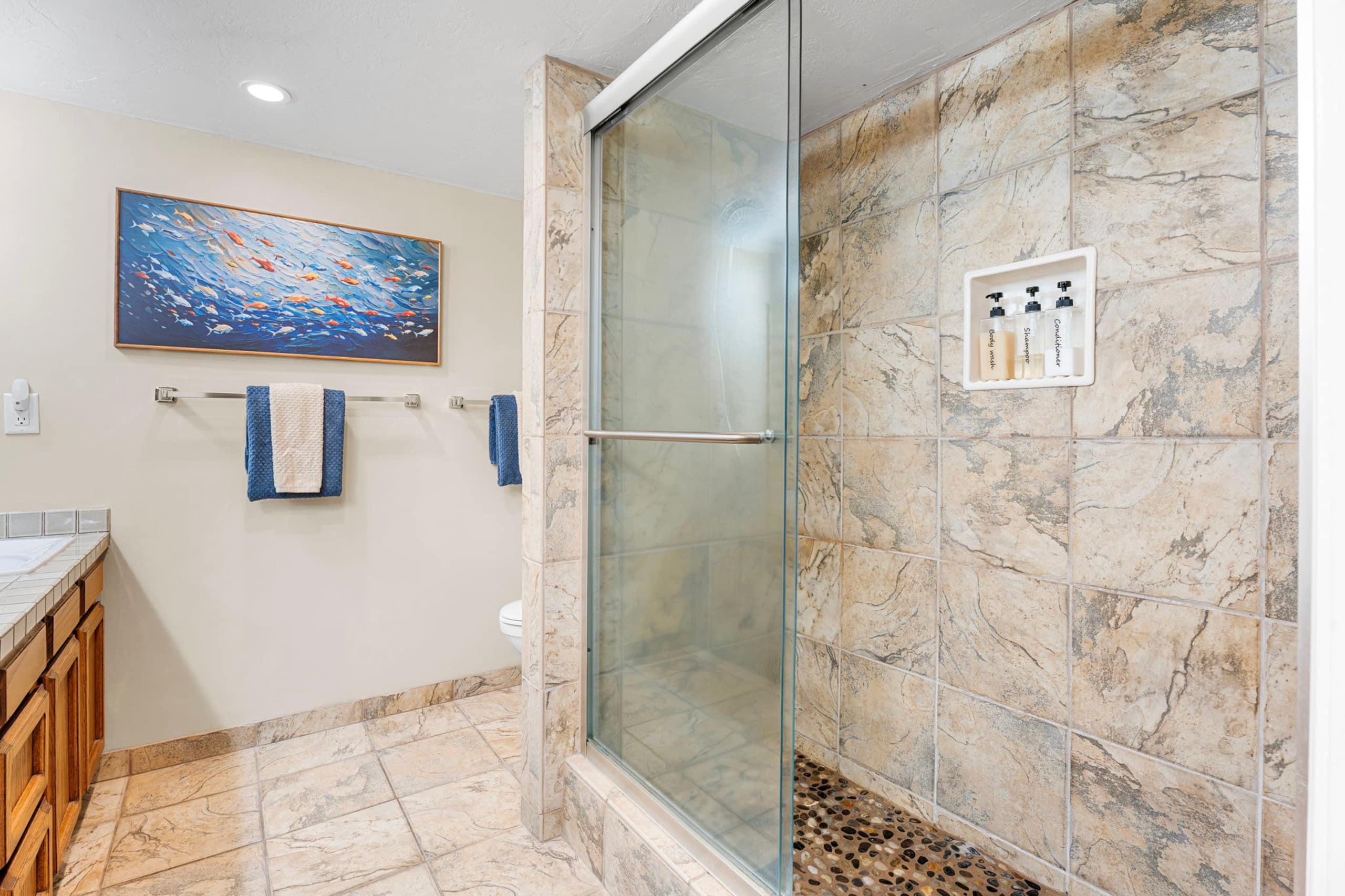 Fabulous Oceanview 2/2 Condo w/Central A/C In Kona - Image 13