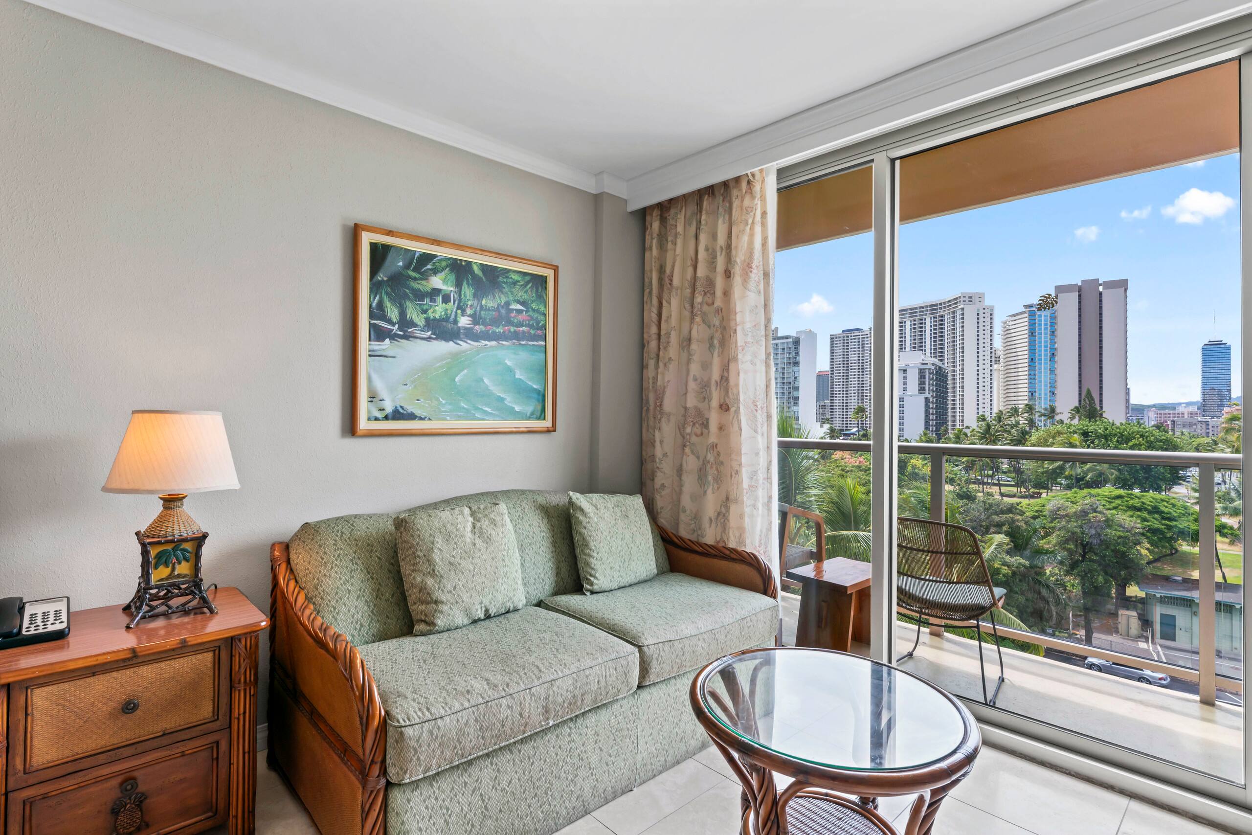 Your Waikiki Studio Near Beach. *no resort fees!* - Image 2