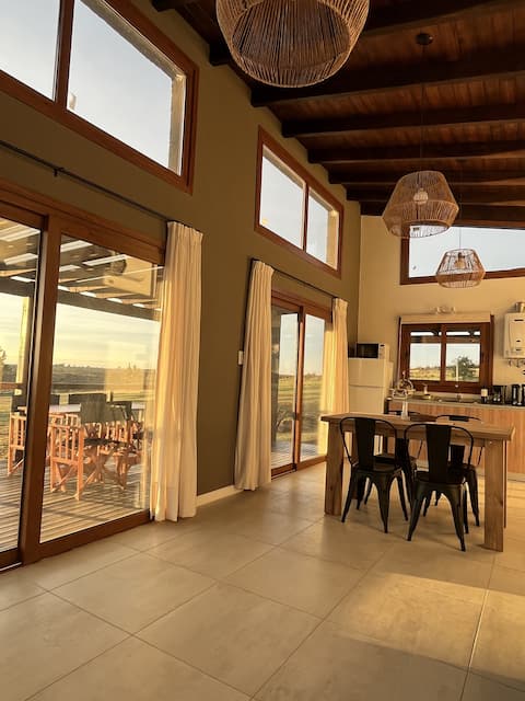 Top performing Airbnb: Premium Cabin 93 m² with Comfort Pool in Yacanto in Villa Yacanto De Calamuchita