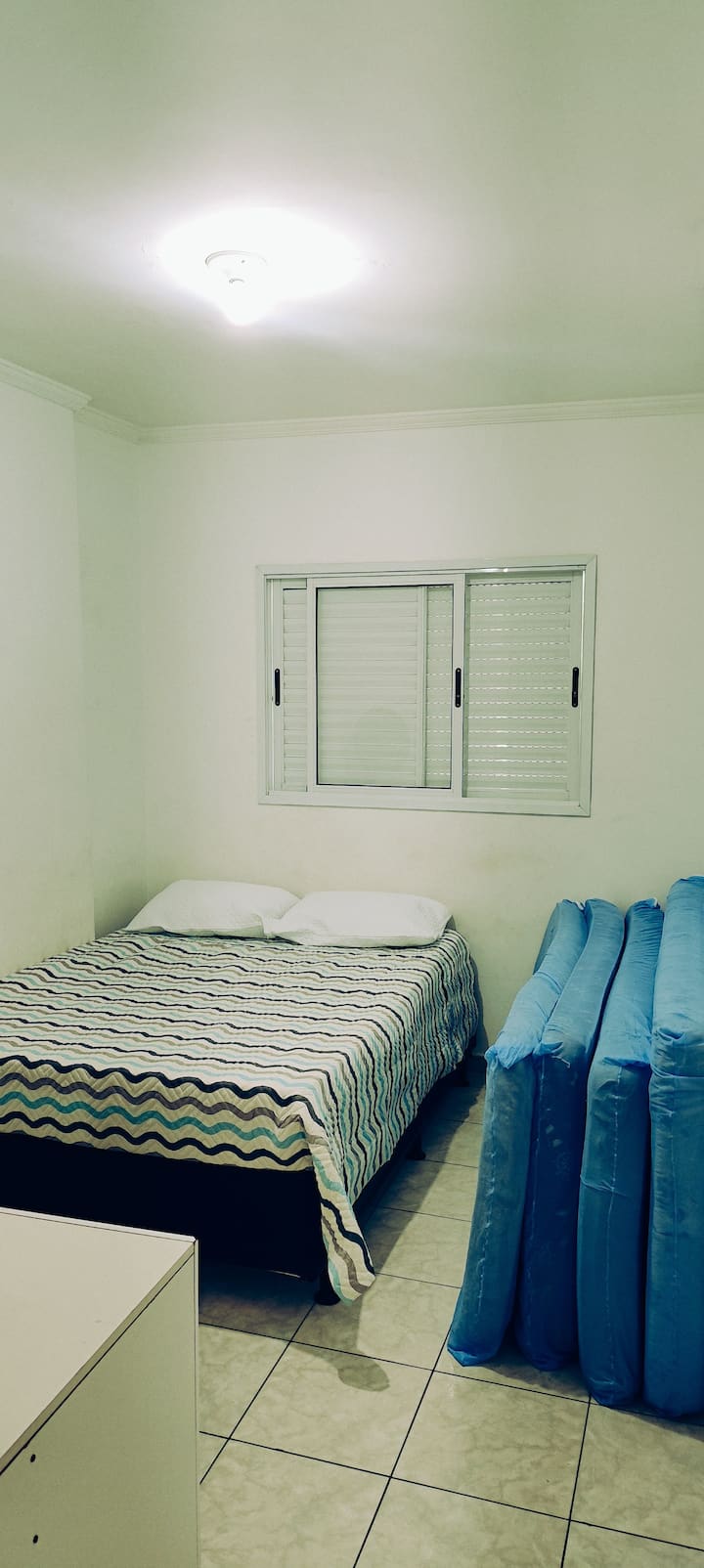Dhomë gjumi 1