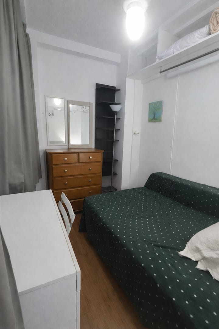 غرفة النوم 1