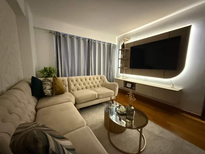 Departamento En Zona Segura Con Excelente Vista. - Trujillo