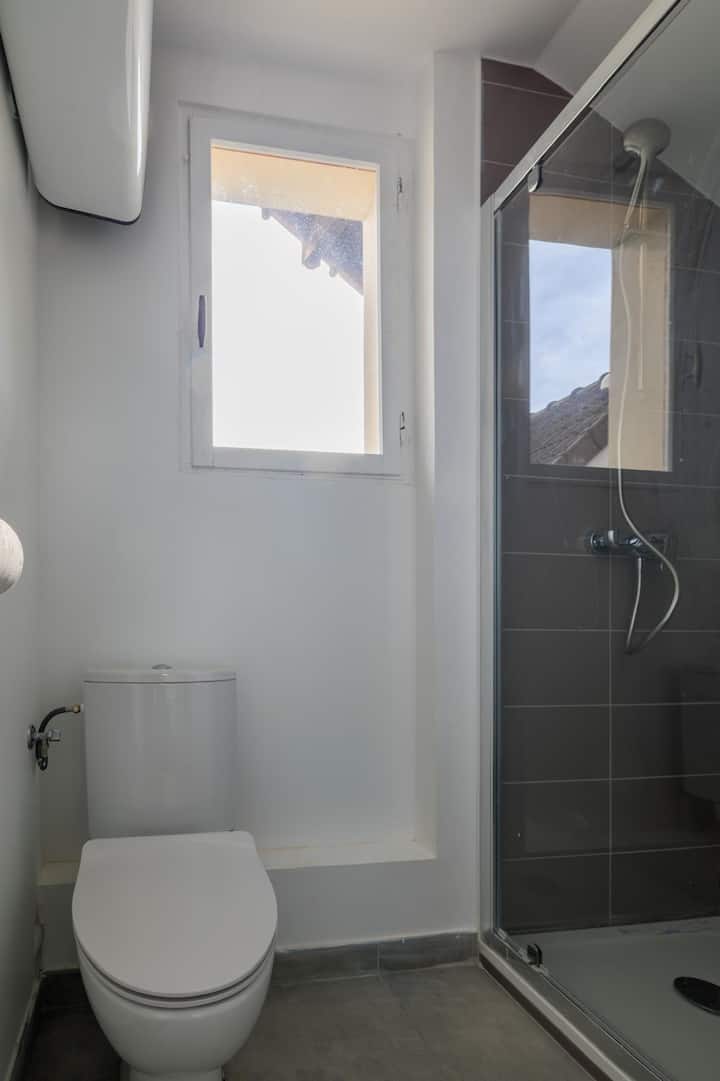 Logement Entier Neuf, Kitchenette Et Salle De Bain - Champs-sur-Marne