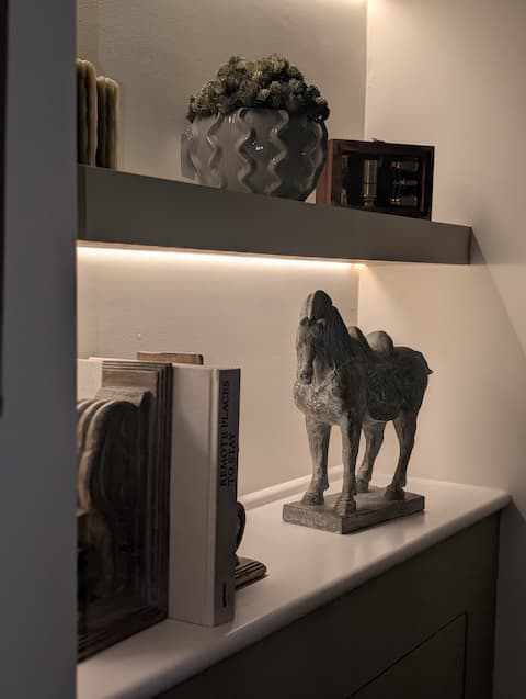Top Airbnb: The Town Terrace In Historical Warwick in Warwick