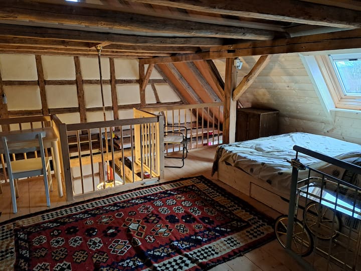 Schlafzimmer 5