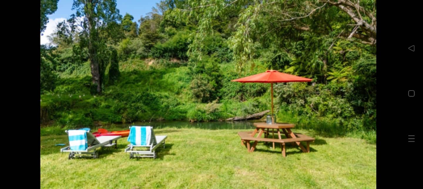 Riverside Retreat 1